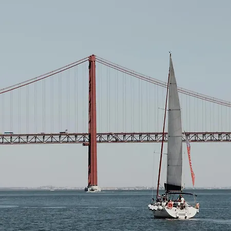 ホテル Infante Santo - 4*